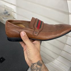 Gucci Shoes Authentic Size 8 