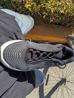 Nike Air Max Dn size 9 black gray white