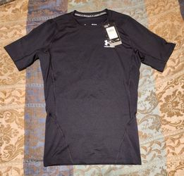 New Boy's Under Armour Heat Gear Compresion Athletic Shirt Size M