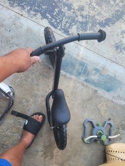 Kids balance bike with lights