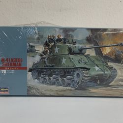 Hasegawa ~ US Army M-4 (A3E8) Sherman ~ 1:72 Scale Model Kit MT15 ~ SEALED