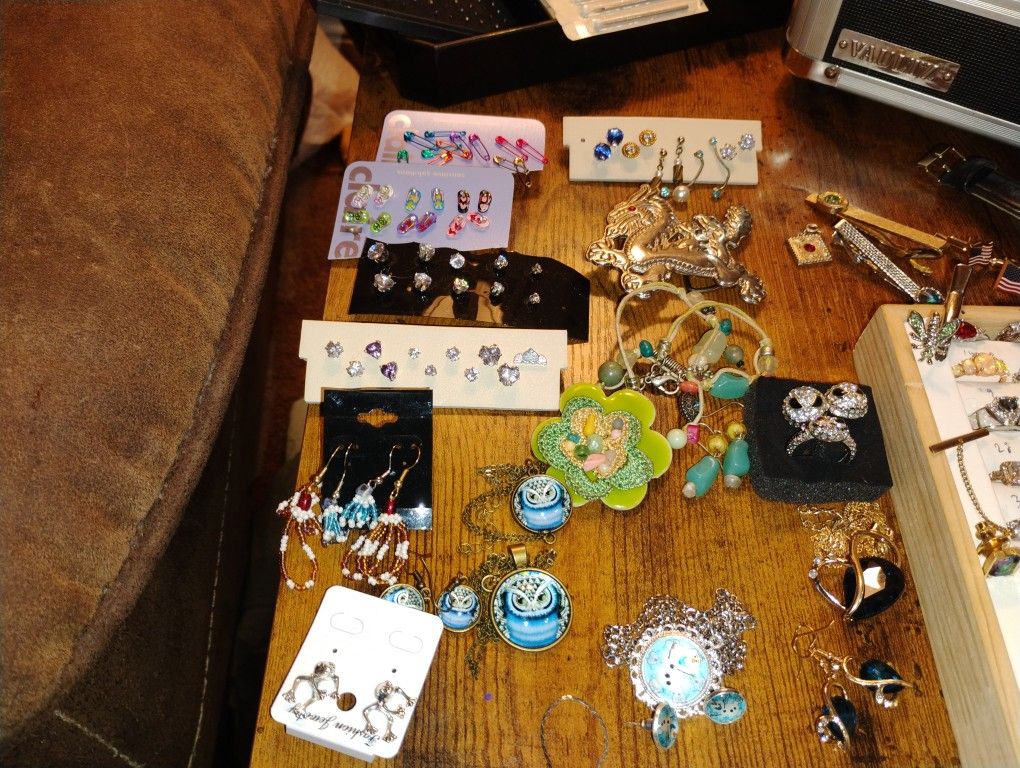 Jewelry All Kinds Most Brand New