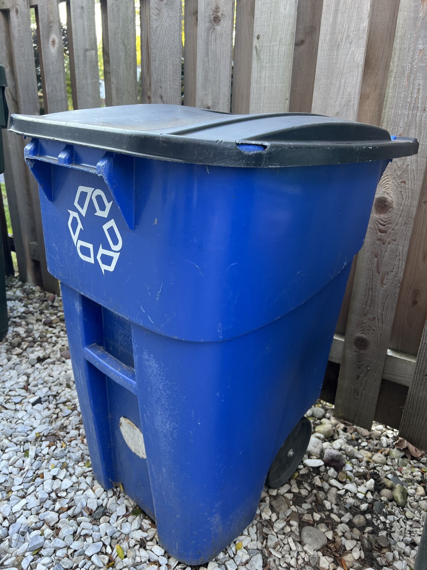 Handy 5 Large Garbage/Recycling/Yard Waste Cans Receptacles, Toters