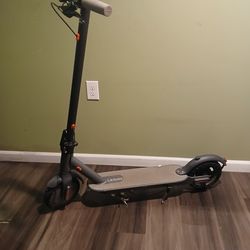 Electric scooter