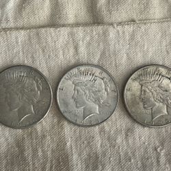AU Peace Dollars