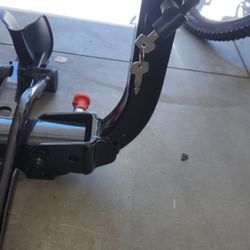 Yakima HoldUp Tray Hitch Bike Rack