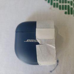 Brand NEW Bose QuietComfort Ultra Earbuds