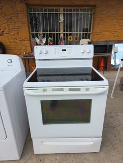 Frigidaire White Electric Range Stove