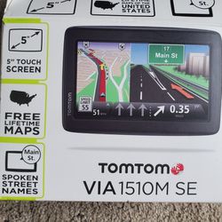 TomTom GPS Navigation with Free Lifetime Maps