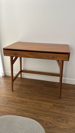 Mini Desk (west elm)