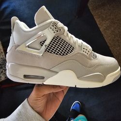 Jordan 4 Frozen Moments 