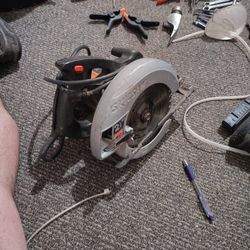 Circular Saw 7 1/4"