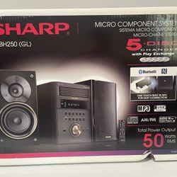 Brand New Sharp CD/radio/bluetooth Player