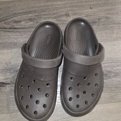 Brown cross mens 6 woman's 8