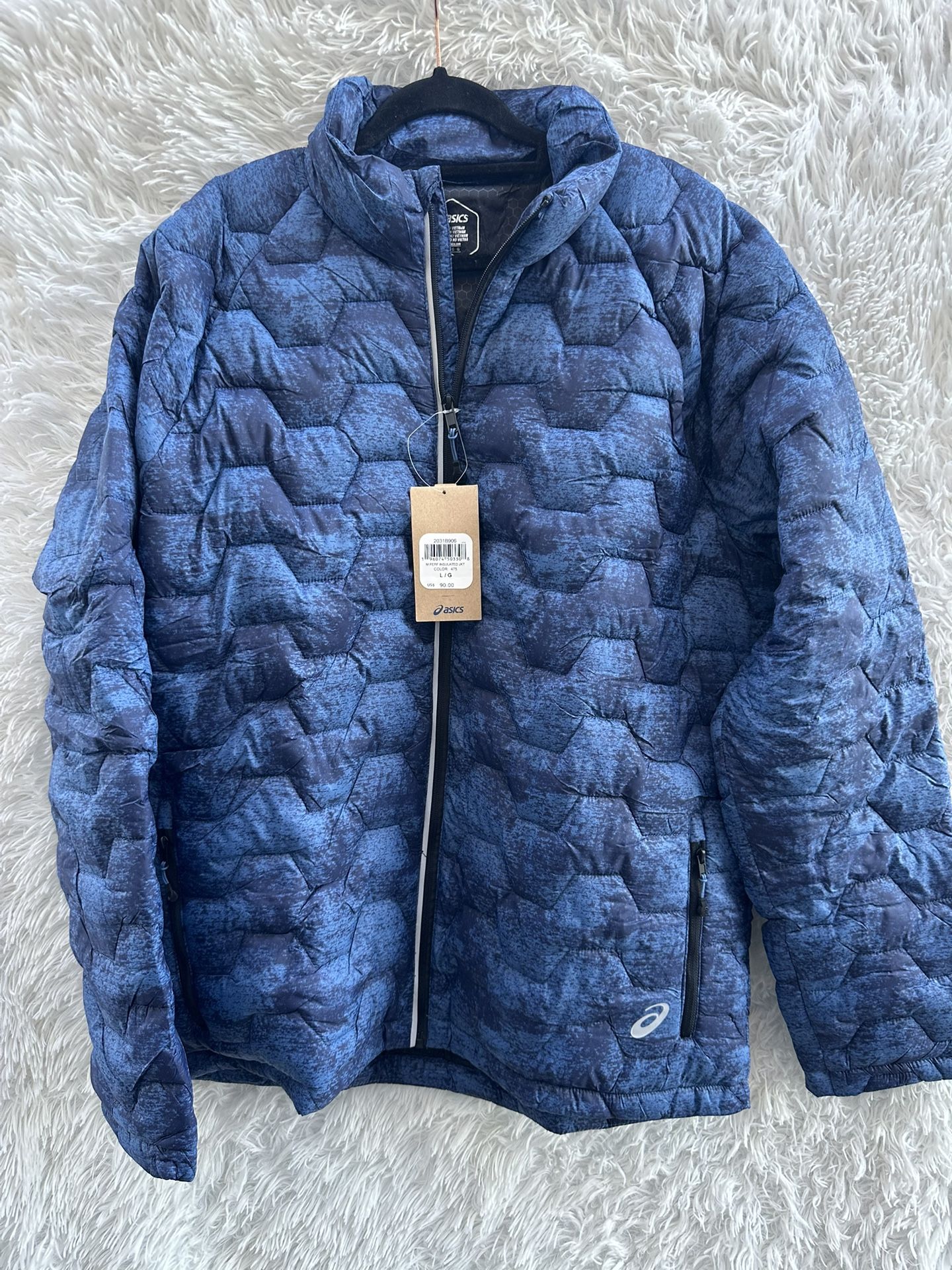 New Women Blue Puffer Jacket in size Large