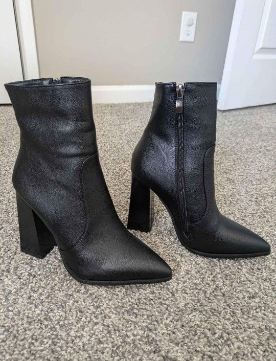 Black Heeled Boots