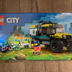 Lego 4*4 Off-Road Ambulance Rescue 40582