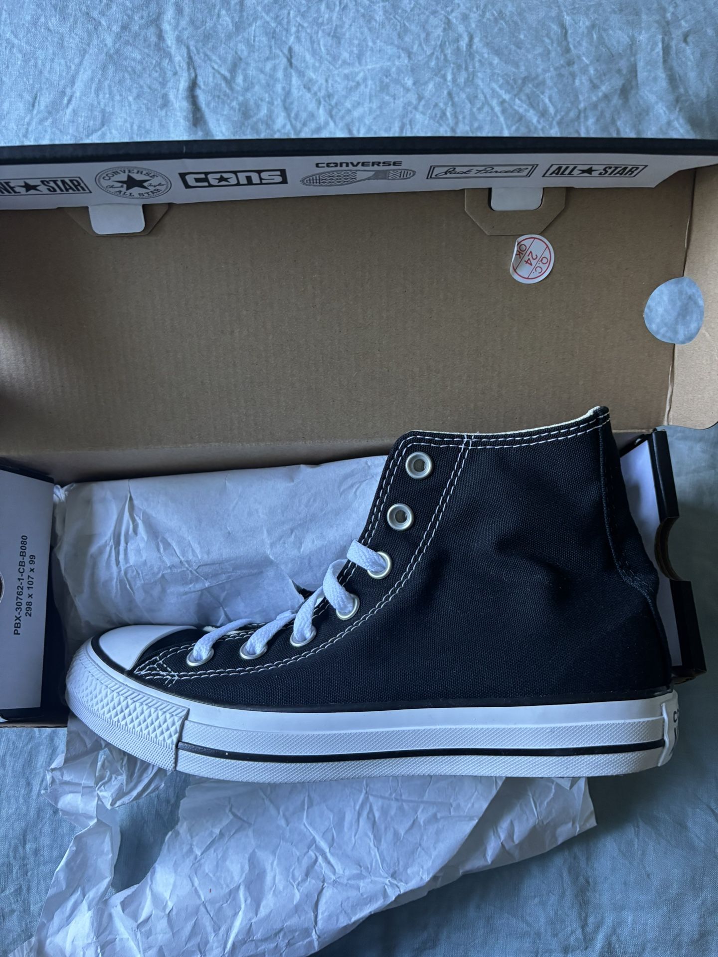 brand new women’s converse high tops