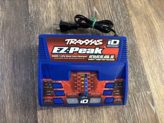 TRAXXAS 2990 EZ-PEAK DUAL CHARGER  Tested  No issues   50 cash