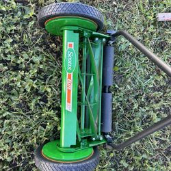 Scott’s manual Mower