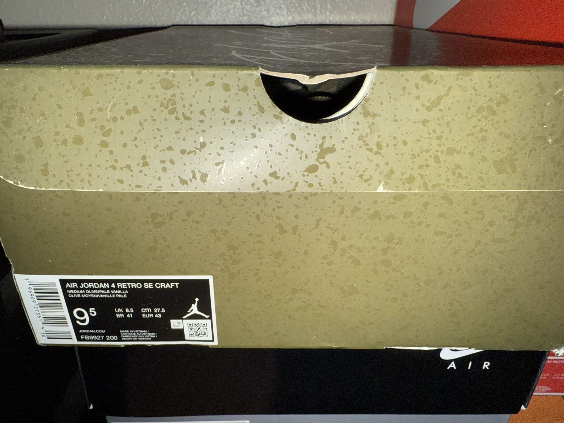 Jordan Retro 4 SE