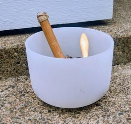 10" Crystal singing bowl and rattles