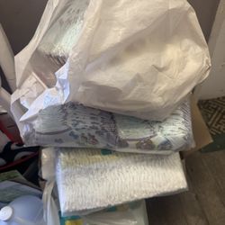 Pamper swaddler Diapers