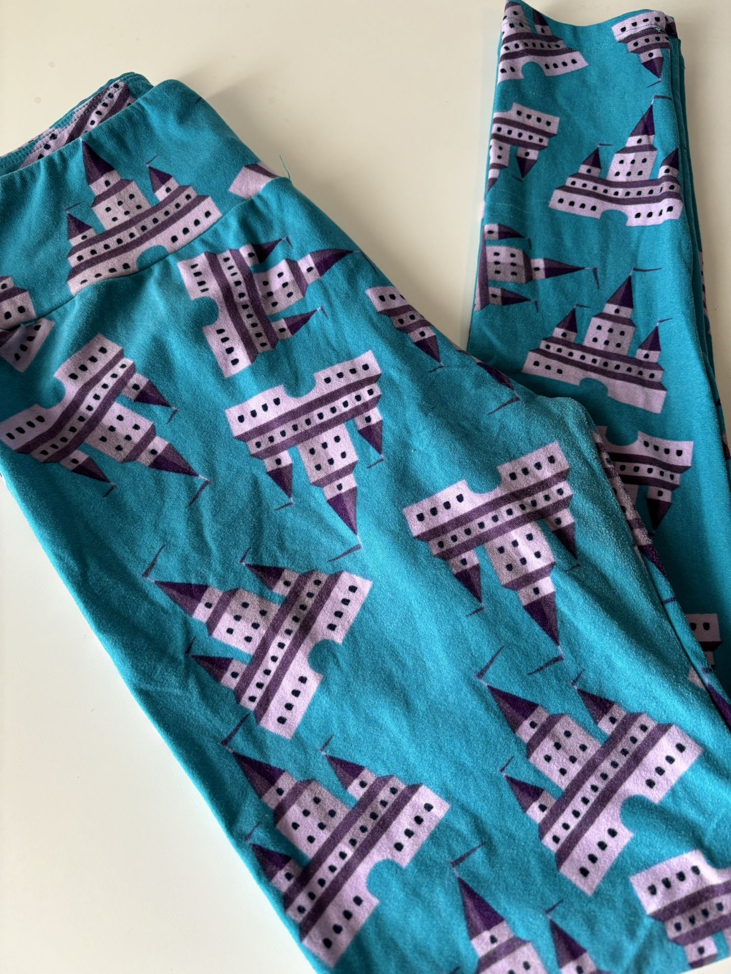 Lularoe Disney Castle One Size Leggings