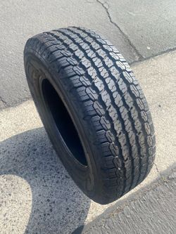 (1) 255/70R18 Goodyear Tire