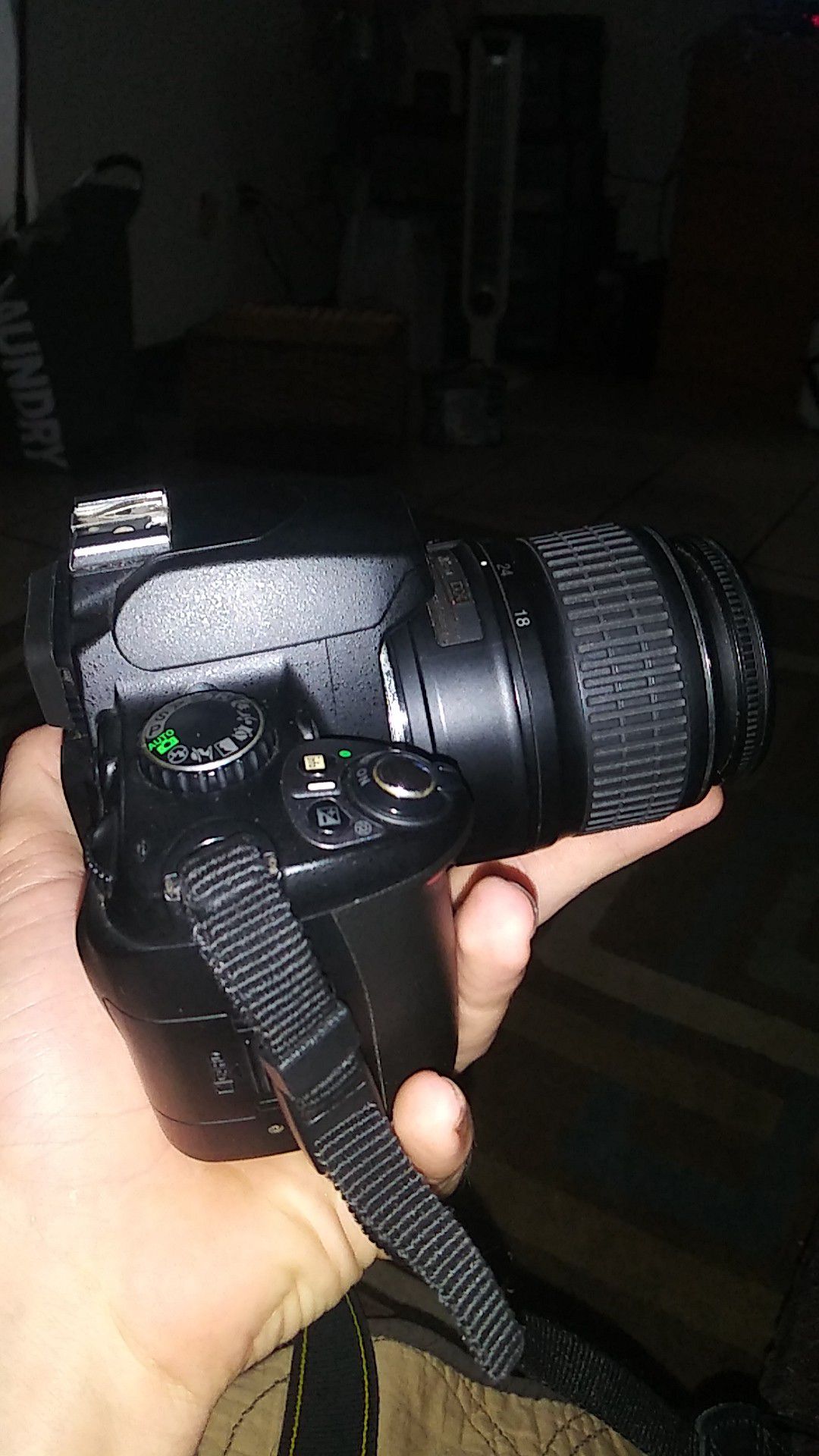 Nikon D40 Digital Camera with case and Tripod