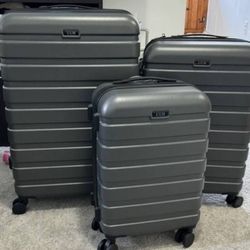Luggage Set Brand New 3 Pcs Only 100$