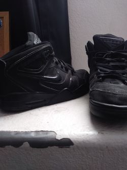 Nike flights Size 11