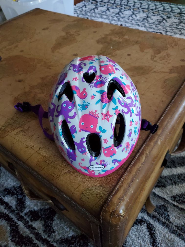 Childs small schwinn bike helmet
