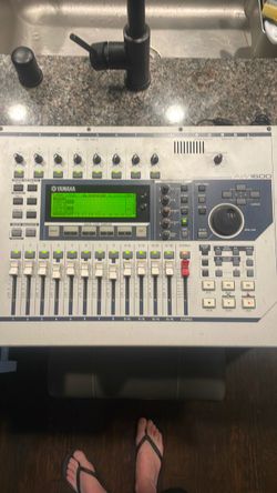 Yamaha AW1600 Professional Audio Workstation