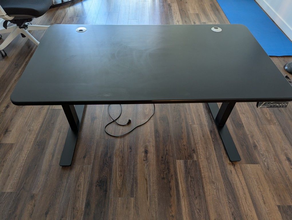 Autonomous SmartDesk 2 Standing Desk - Black - 3 Stage Model - With Anti Fatigue Mat