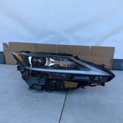 LEXUS RX350 RX 350 / RX450h RX450 / RX 450 *DAMAGED 2020 2021 2022 Headlight headlamp right passenger side RH used Oem
