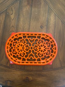 Le Creuset Deluxe Oval Trivet