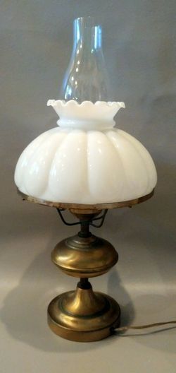 VINTAGE BRASS HURRICANE LAMP WHITE MILK GLASS MELON RIBBED SHADE