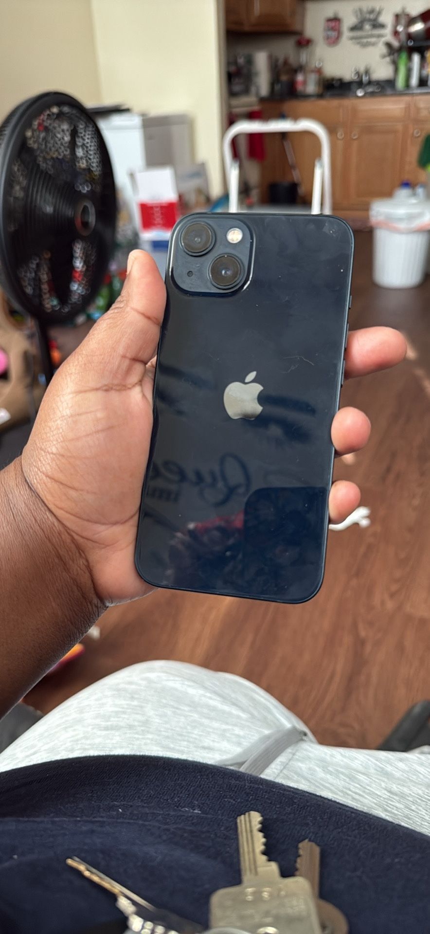 iPhone 13 