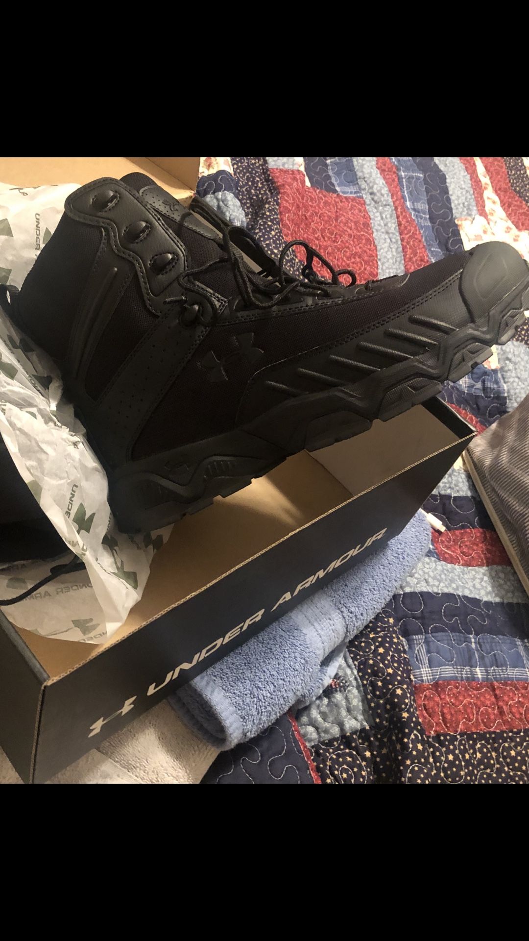 Brand new Under Armor Boots size 13