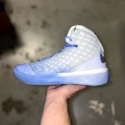 Nike Kobe 3 Protro “Christmas” Size 12 IN HAND BRAND NEW (RETAIL PRICE‼️)