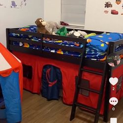 Loft Bed With red/blue Tent