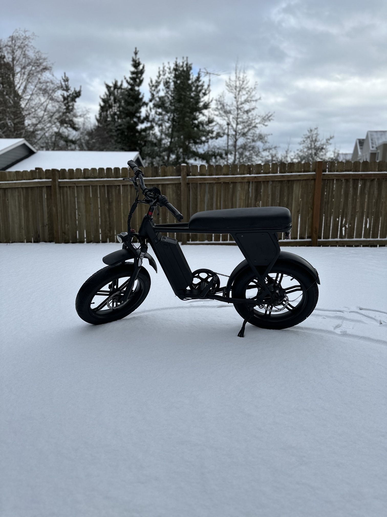 Juiced Scrambler Ebike- If Buy Before March I’ll Do $1000