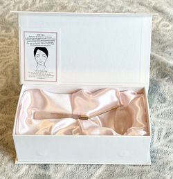 New Angela Caglia Large Pure Rose Quartz Face Roller - New In Box 