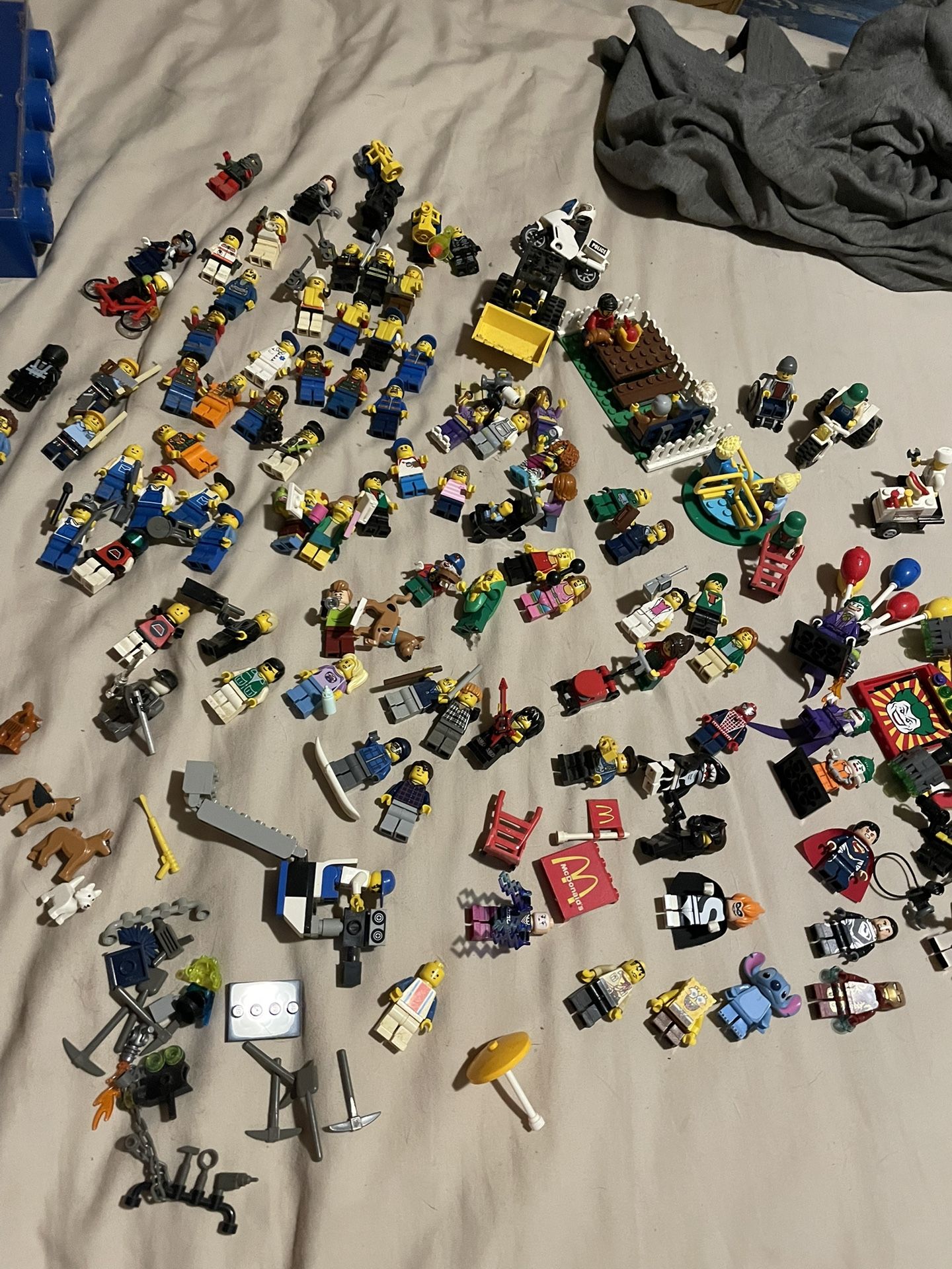 Lego Mini figures Lot Of 104
