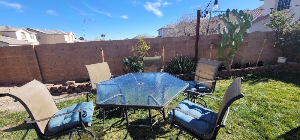 Patio Table & Chairs