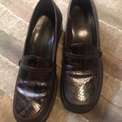 Bandolino (Jilena) Vintage 90s Brown Leather Loafers-Size 8