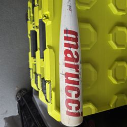 Marucci bat
