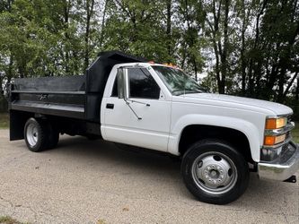 2000 Chevy 3500hd dump truck