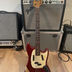 Vintage (1973) Fender Mustang Short Scale Bass (Competition Red)